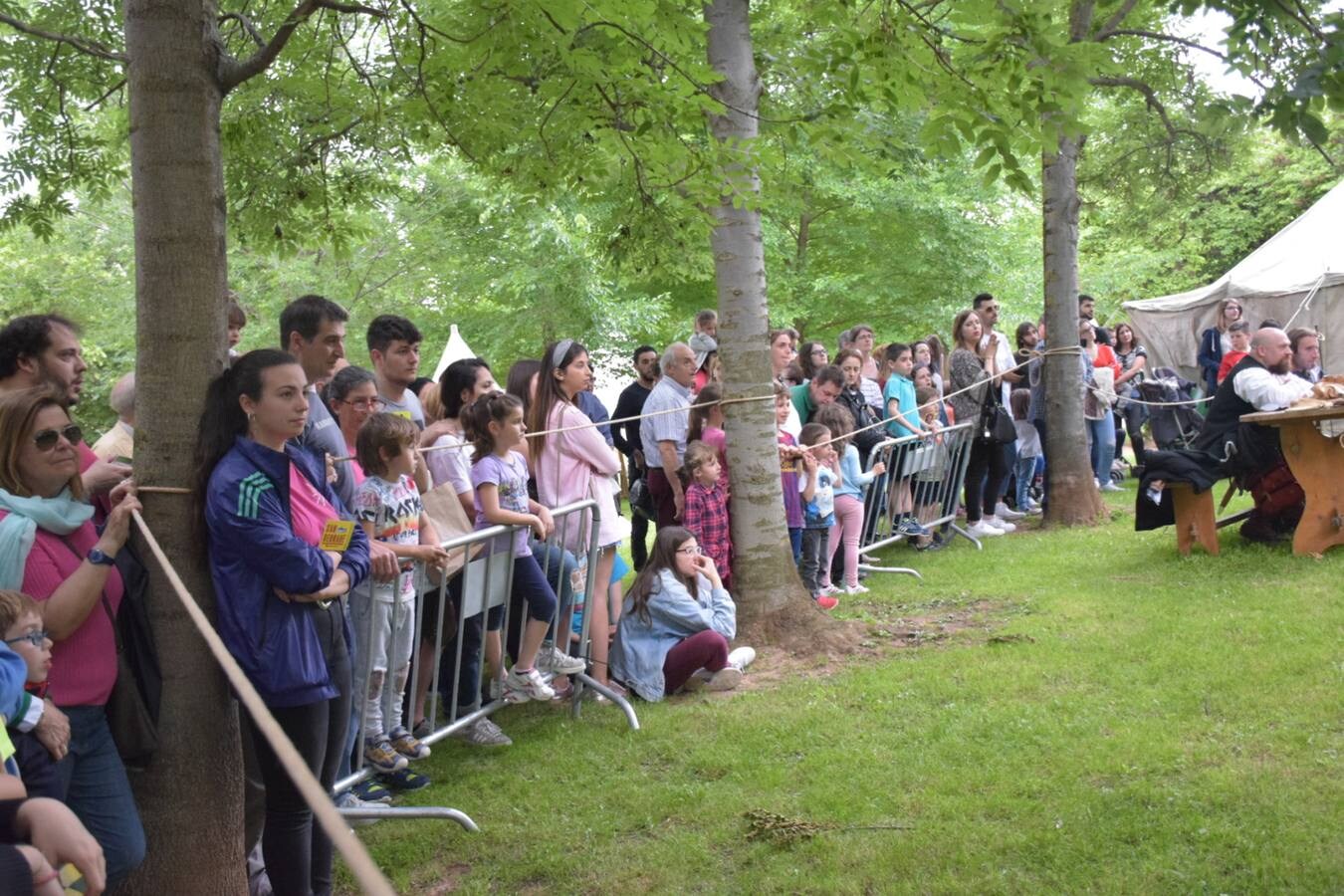 Fotos: San Bernabé: los logroñeses prueban puntería en los campamentos