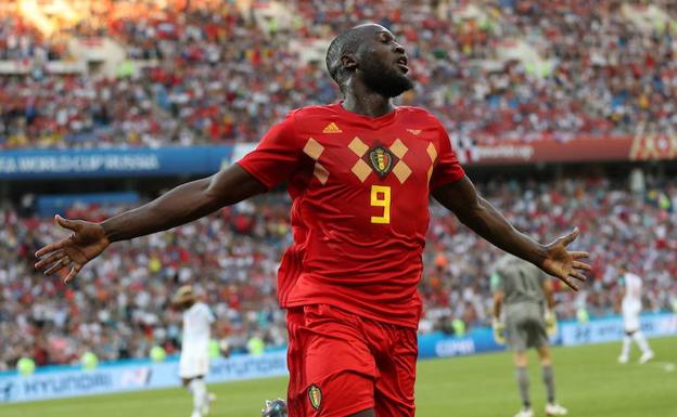 Lukaku celebra uno de sus dos goles ante Panamá. 