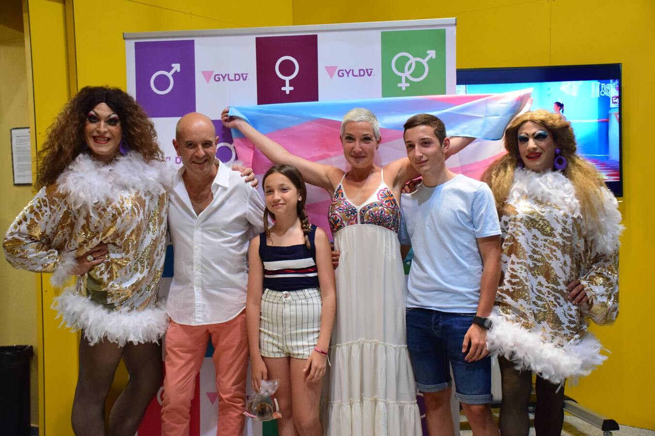 Fotos: La Rioja se suma a la conmemoración del Día Internacional del Orgullo LGTBI+