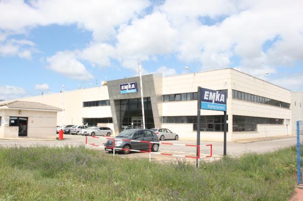 La ampliación está prevista a partir de otoño en una parcela ubicada junto a las actuales instalaciones de Emka en la zona de Planarresano. 