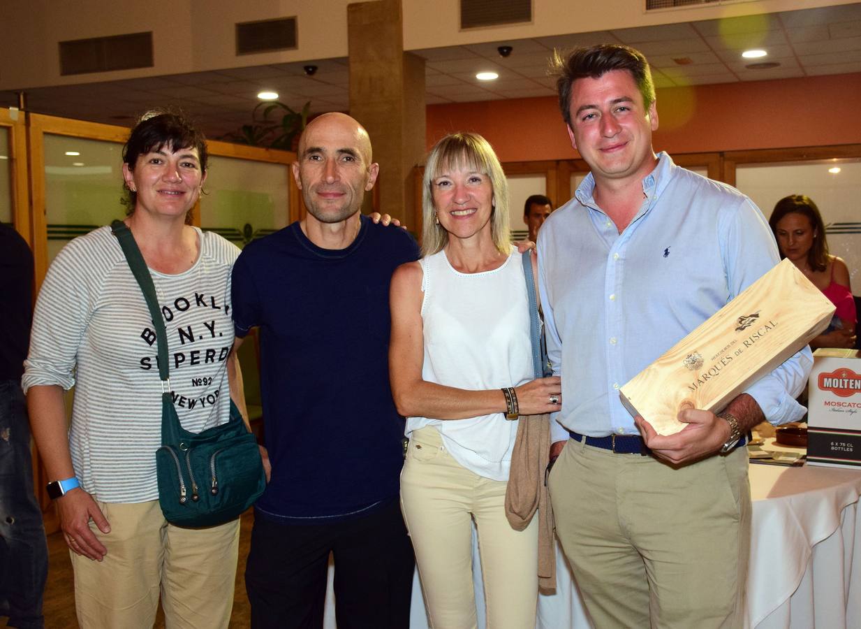 Tras la jornada de juego, se pudo disfrutar de la cata de dos vinos de Bodegas Marqués de Riscal.