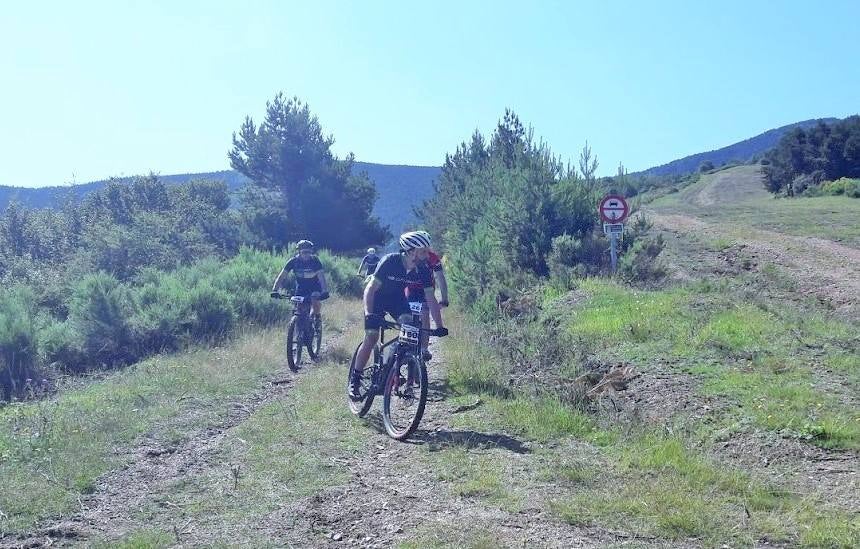 Fotos: X Travesía de BTT Valdeminochi de Valgañón