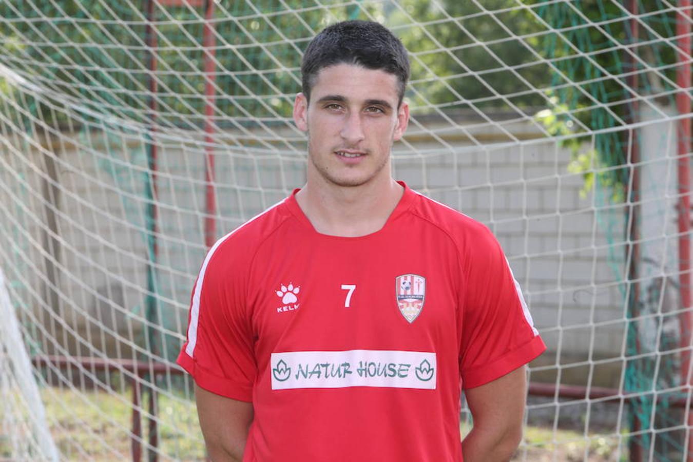 La UDL 2018/2019 se ha puesto en marcha. Con 17 jugadores en las filas del club han realizado las presentaciones a falta de completar una plantilla que, en principio, se ha diseñado para estar compensada y ser polivalente.