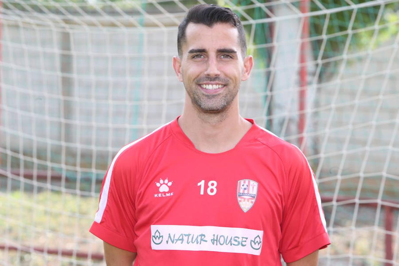 La UDL 2018/2019 se ha puesto en marcha. Con 17 jugadores en las filas del club han realizado las presentaciones a falta de completar una plantilla que, en principio, se ha diseñado para estar compensada y ser polivalente.