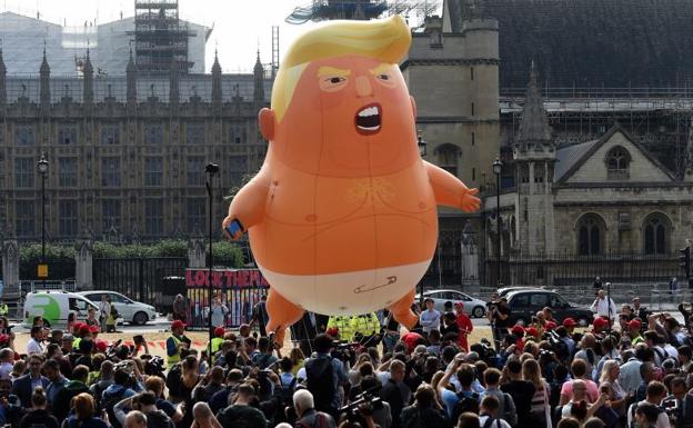 El globo del 'bebé Trump', en Londres. 