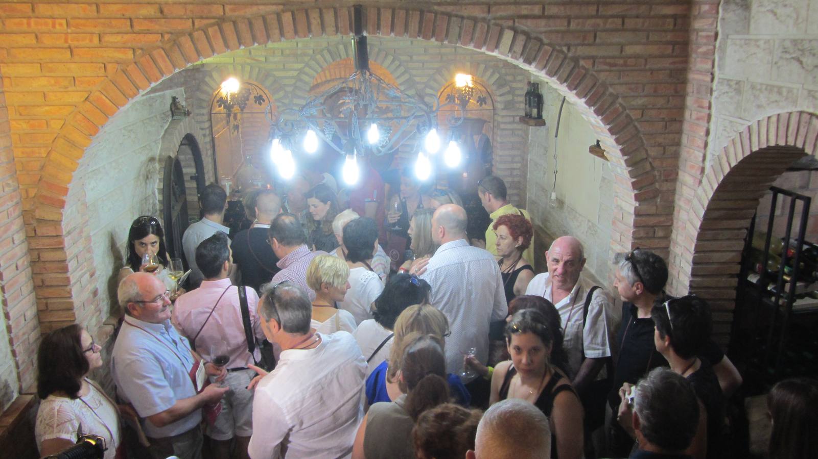 Fotos: XI Jornada de Puertas Abiertas del Barrio de las Bodegas de Villamediana de Iregua