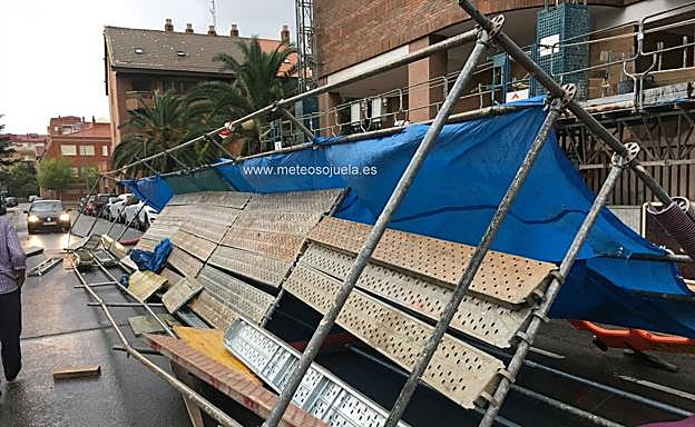 Andamio derrumbado en Velázquez. 