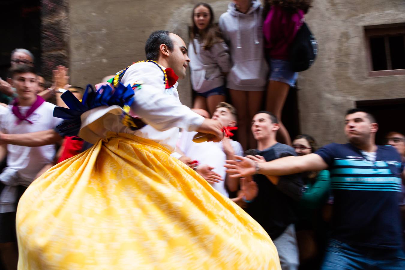 Fotos: Primera bajada de los danzadores de Anguiano 2018