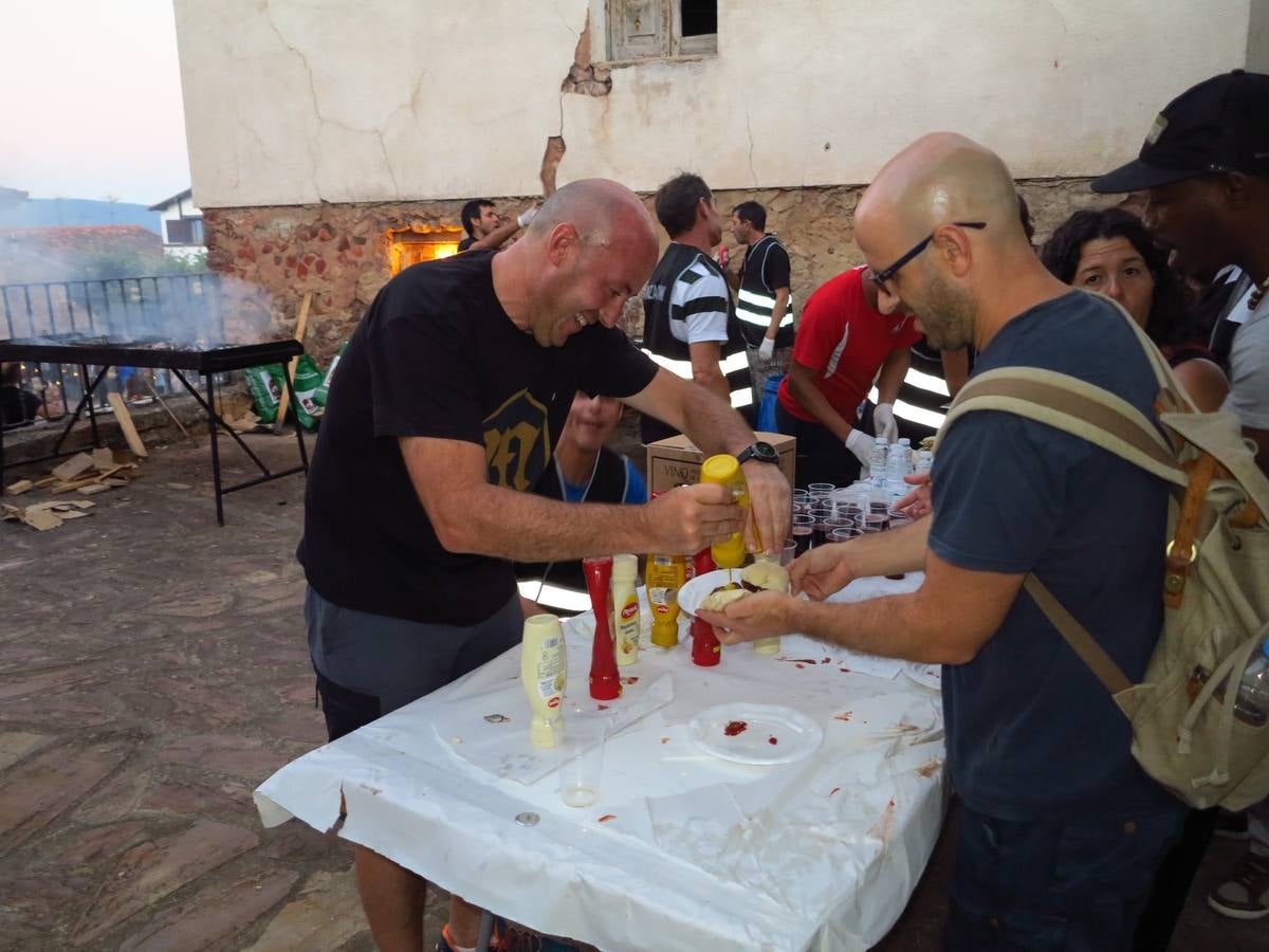 Fotos: Noche de las velas en El Rasillo