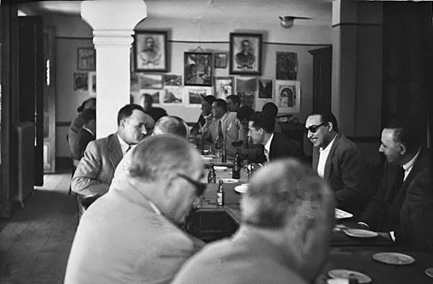 Aperitivo en el Casino de Ortigosa