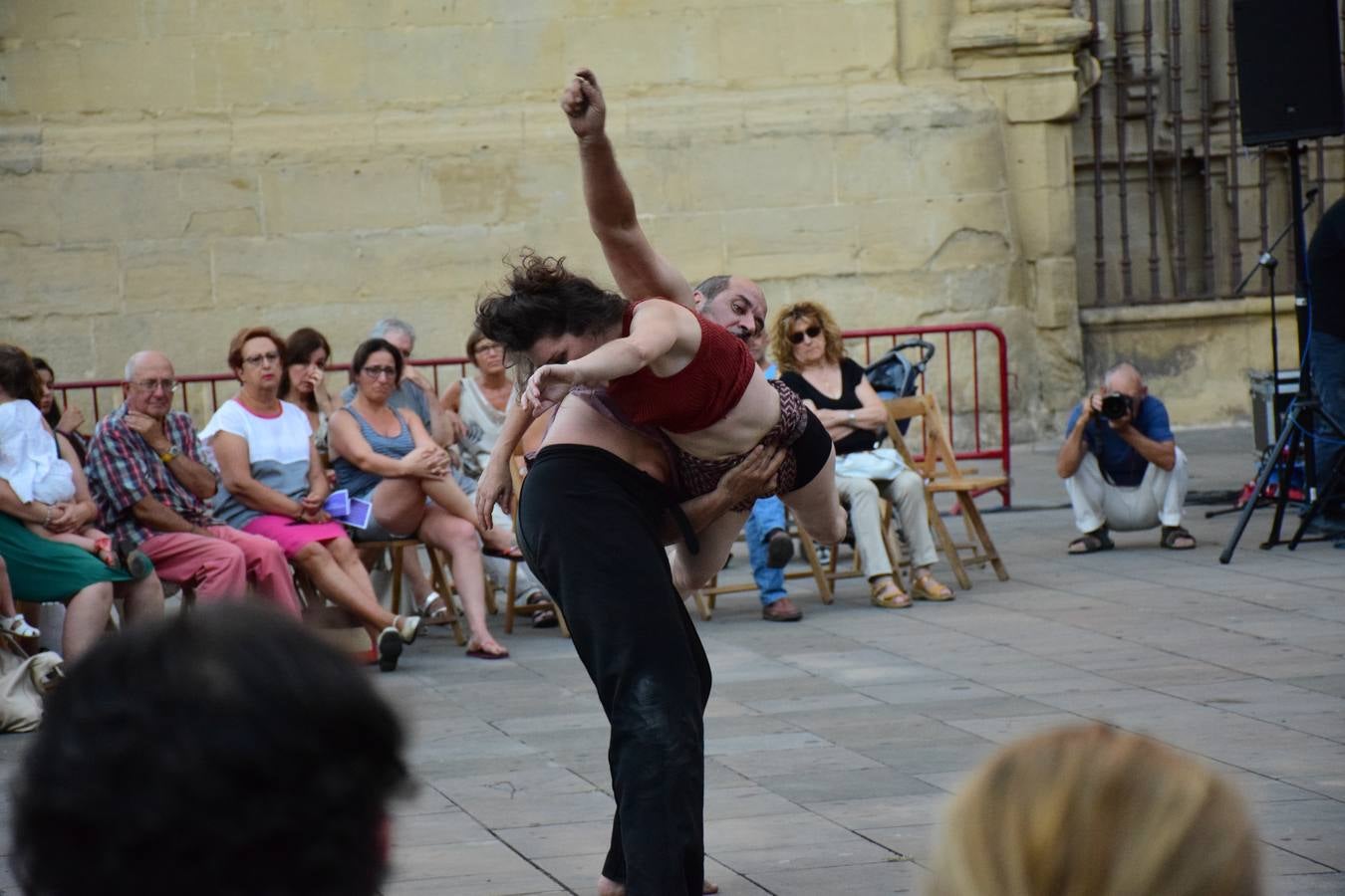 Numeroso público arropó ayer la apertura del festival.