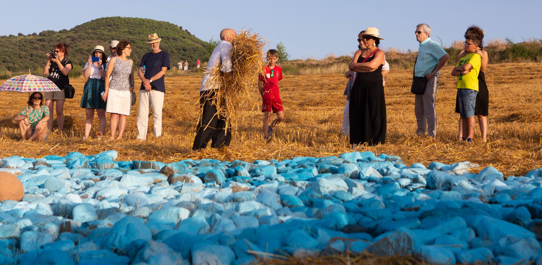 Ayer se inaugruó la XVI edición del certamen internacional Arte en la Tierra, en Santa Lucía de Ocón.