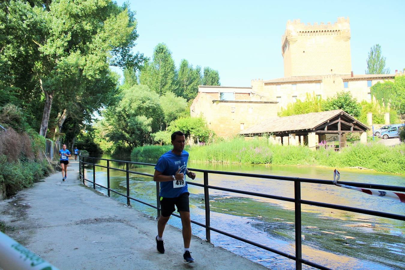 380 corredores han participado hoy en esta carrera celebrada Cuzcurrita del Río Tirón.