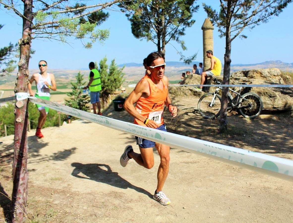 380 corredores han participado hoy en esta carrera celebrada Cuzcurrita del Río Tirón.