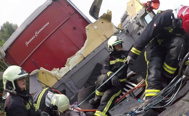 Imagen principal - Un camionero vecino de Alfaro fallece en un accidente en Navarra