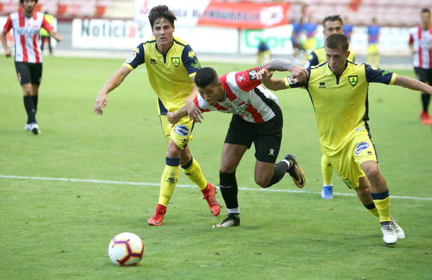 La UDL se ha impuesto al Numancia (1-0) en un nuevo partido de pretemporada del equipo riojano, que ha contrastado con anteriores puestas en escena ya que el equipo de Sergio Rodríguez ha estructurado su estrategia a la contra y se ha manejado con un tempo más lento.
