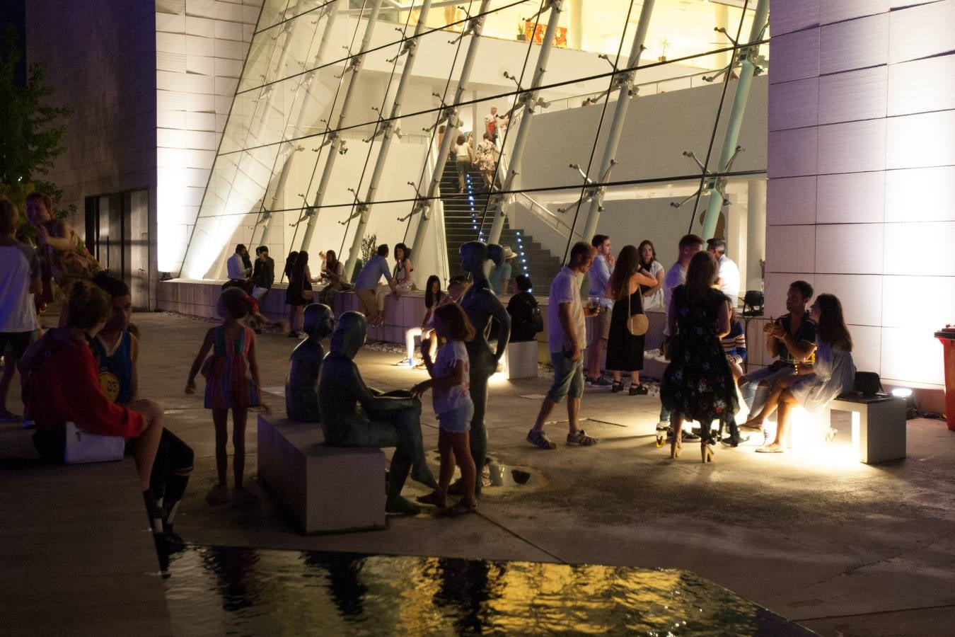 Ambientazo en el Museo Würth en la segunda cita de 'De noche, el museo suena'.