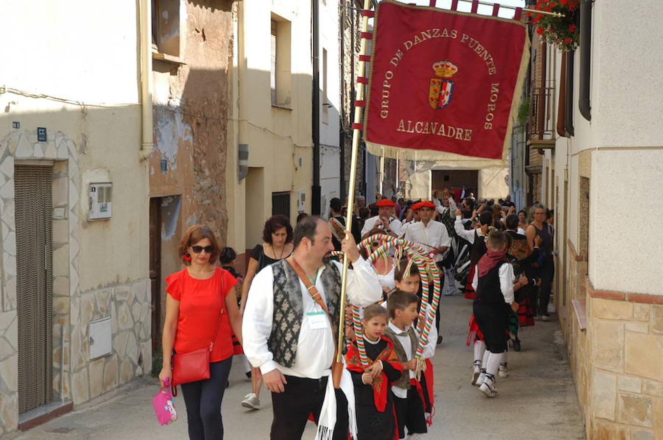 Imágenes correspondientes a la I Fiesta de la Jota que se ha celebrado en Alcanadre. 