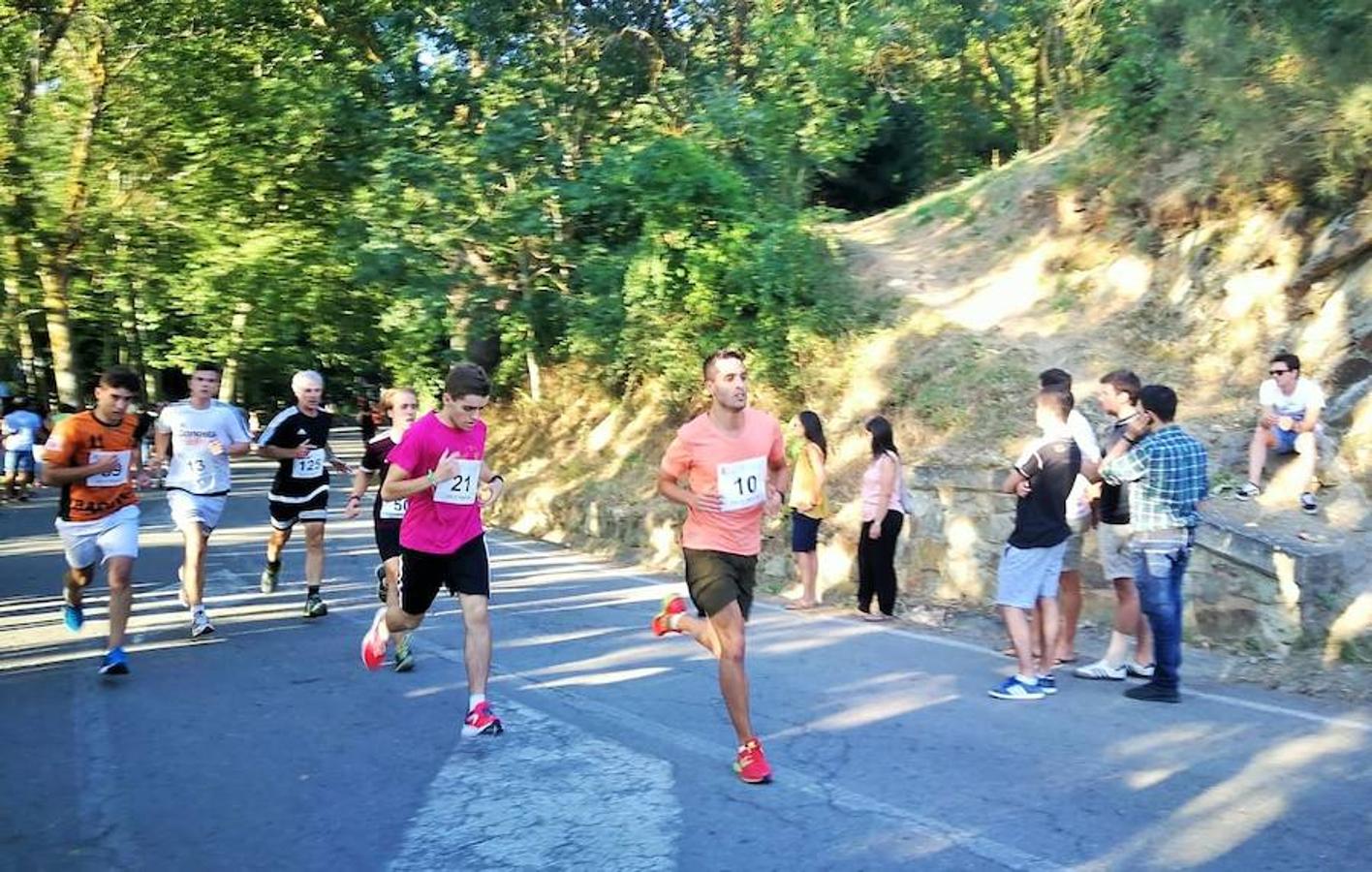 XVIII Carrera Puente a Puente 'Trofeo Violeta Villanueva' en la que se han impuesto Nacho Hernando y Susana Arrúa vuelven a ganar en Ezcaray.