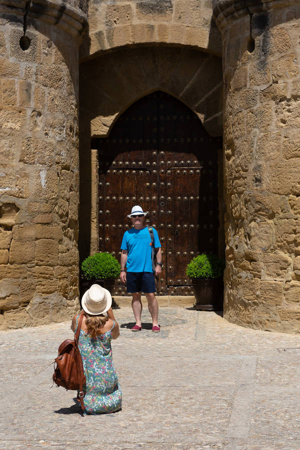 Lo mejor es darse un paseo por la localidad. Sajazarra destaca por su enorme belleza y su historia. Una delicia perderse por sus calles. 