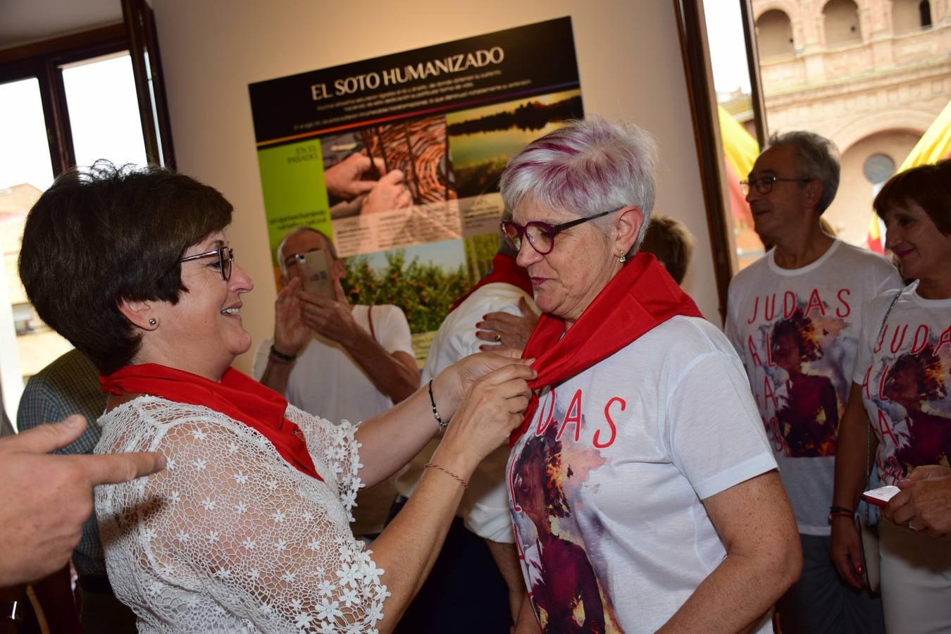 Las imágenes del interior de la Casa Consistorial alfareña en el inicio de sus fiestas