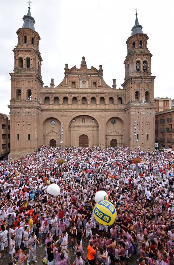 Así vivieron los más jóvenes el inicio de las fiestas alfareñas