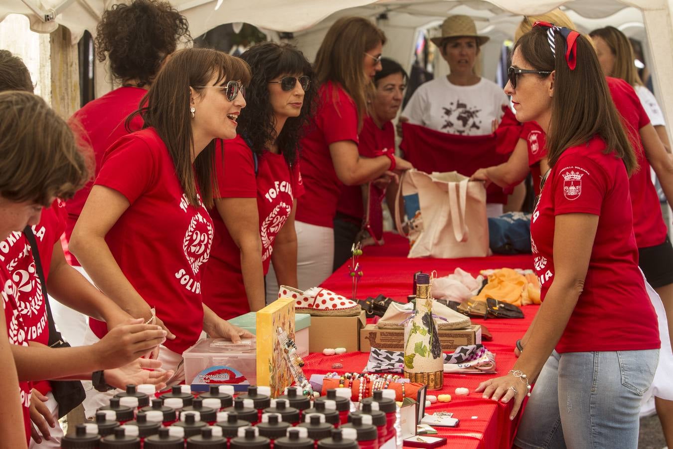 Las imágenes de la jornada solidaria en Torrecilla en Cameros