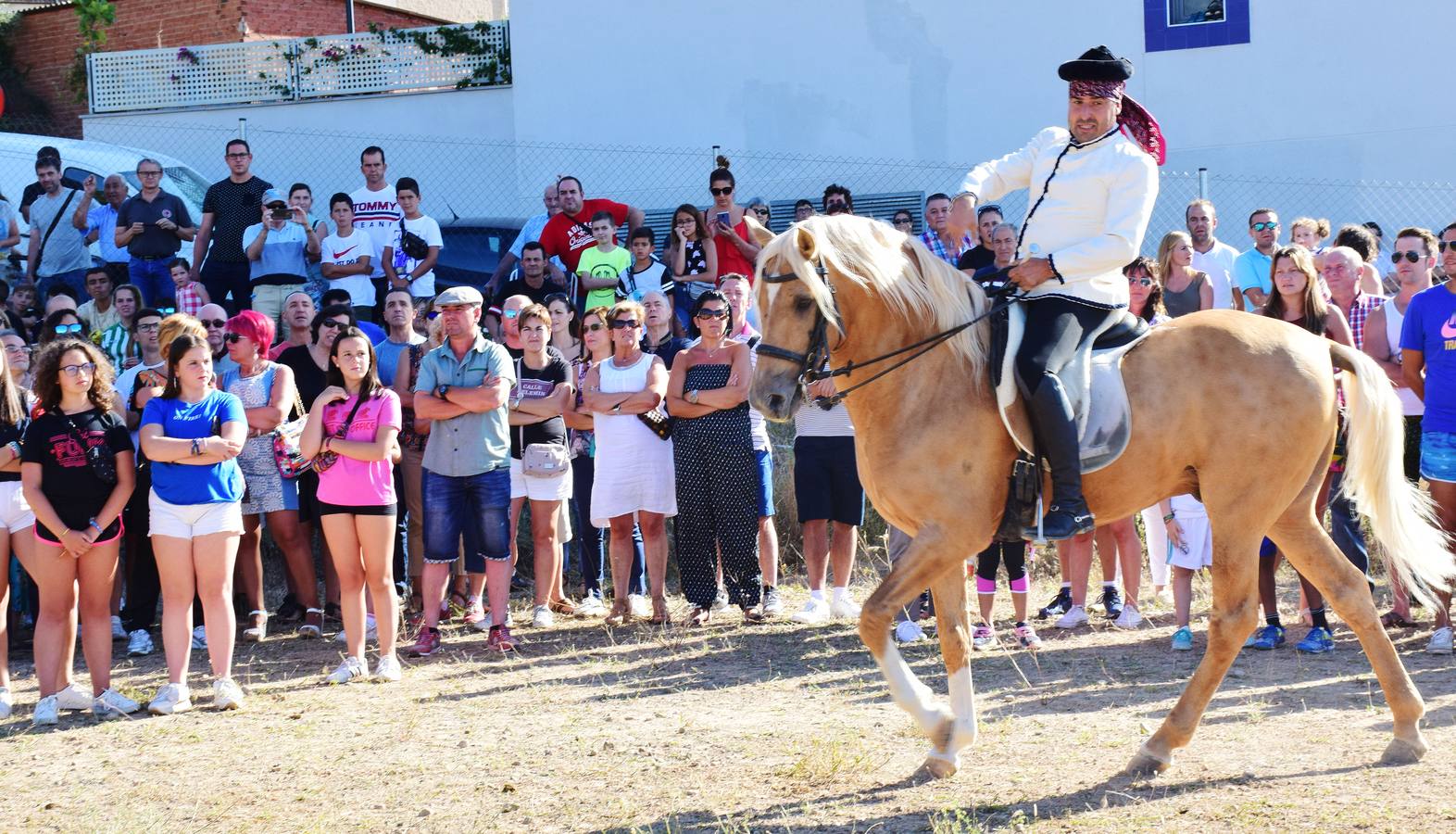 Las imágenes de la tradicional carrera ecuestre del Iregua