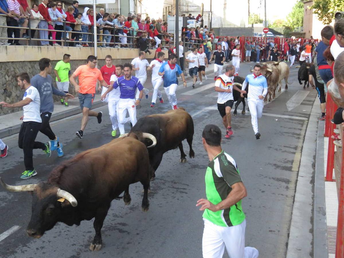 Un centenar de alfareñas participó en la comida y en los actos organizados para el día de la mujer de las fiestas