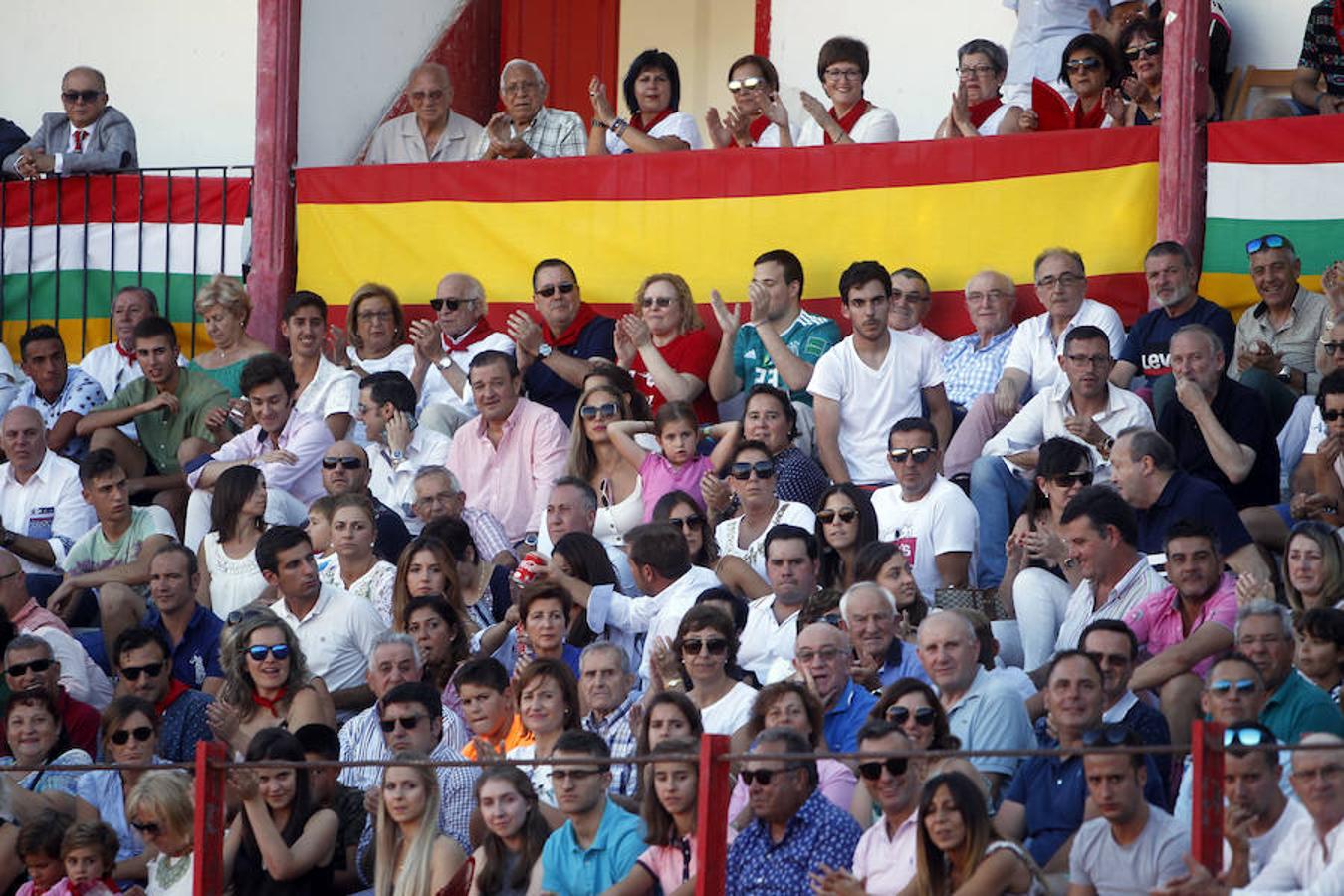 Fotos: Se esculpe a sí mismo cuando torea