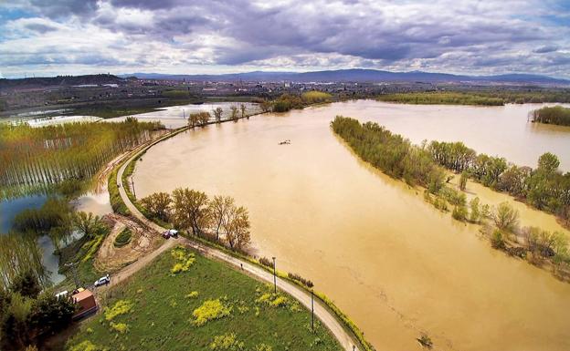 La CHE comienza el retranqueo de una mota de defensa del Ebro en Alfaro