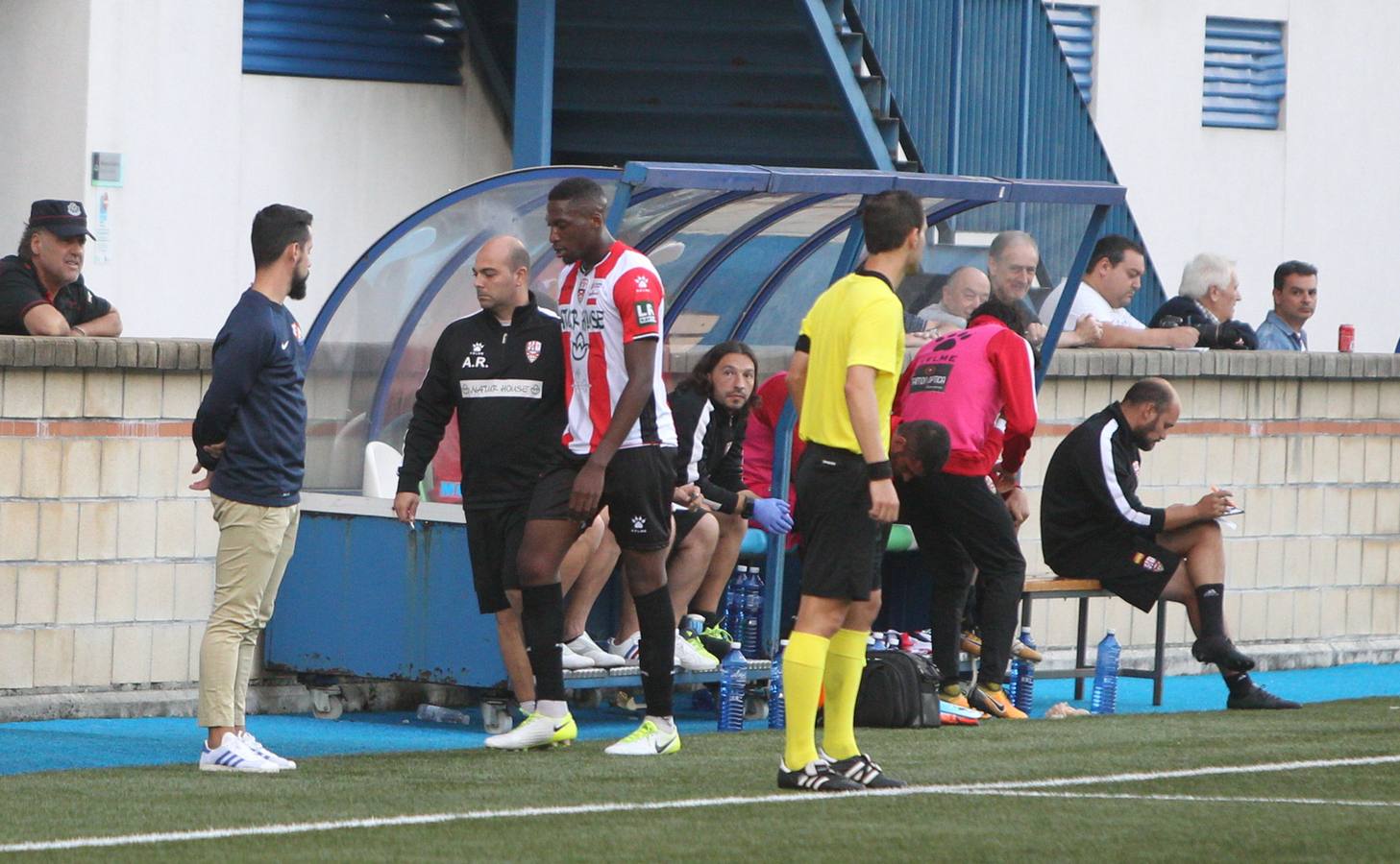 Las imágenes del empate entre Durango y UD Logroñés en la primera jornada de la liga 2018-19