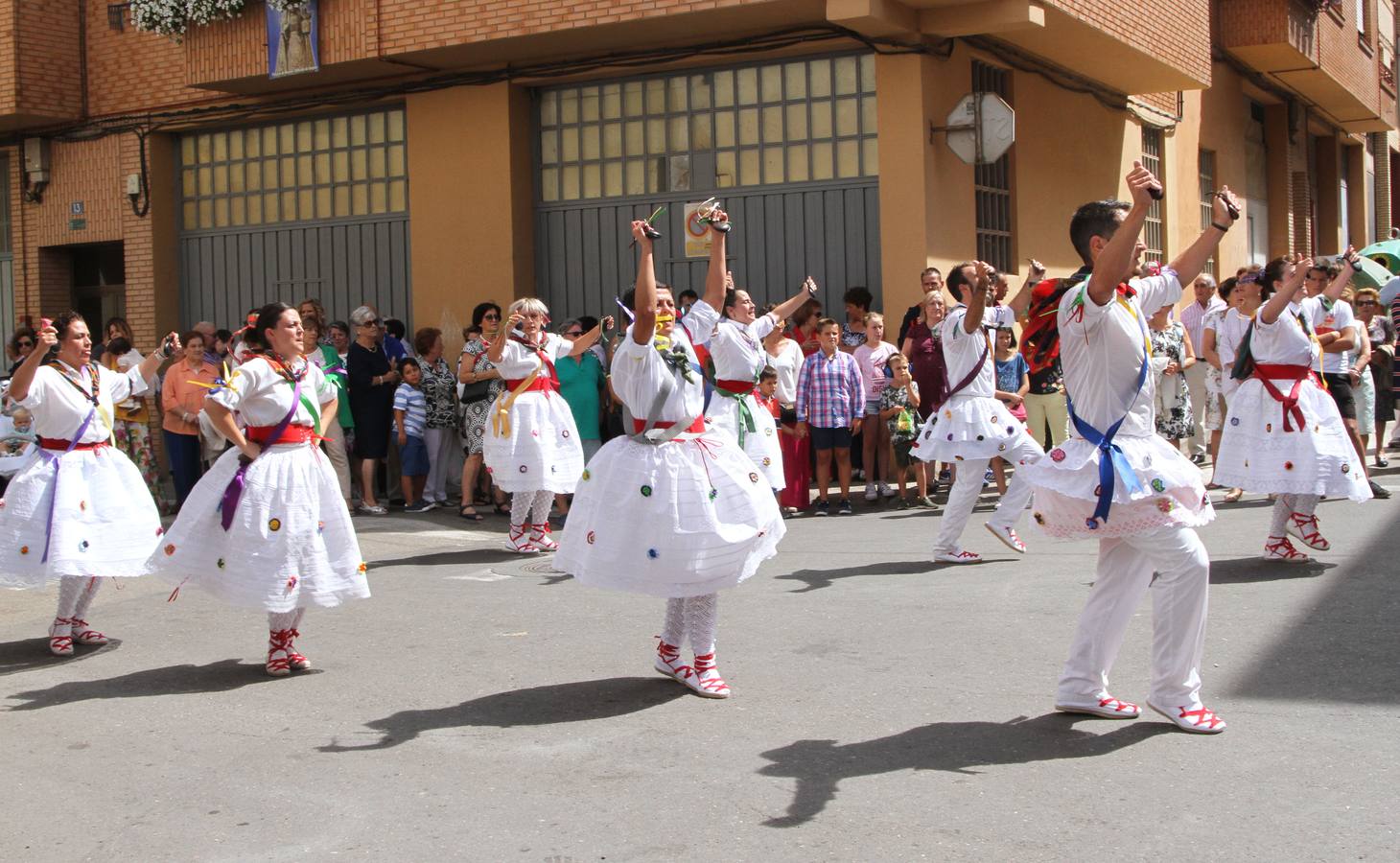 Fotos: Procesión en Albelda de Iregua