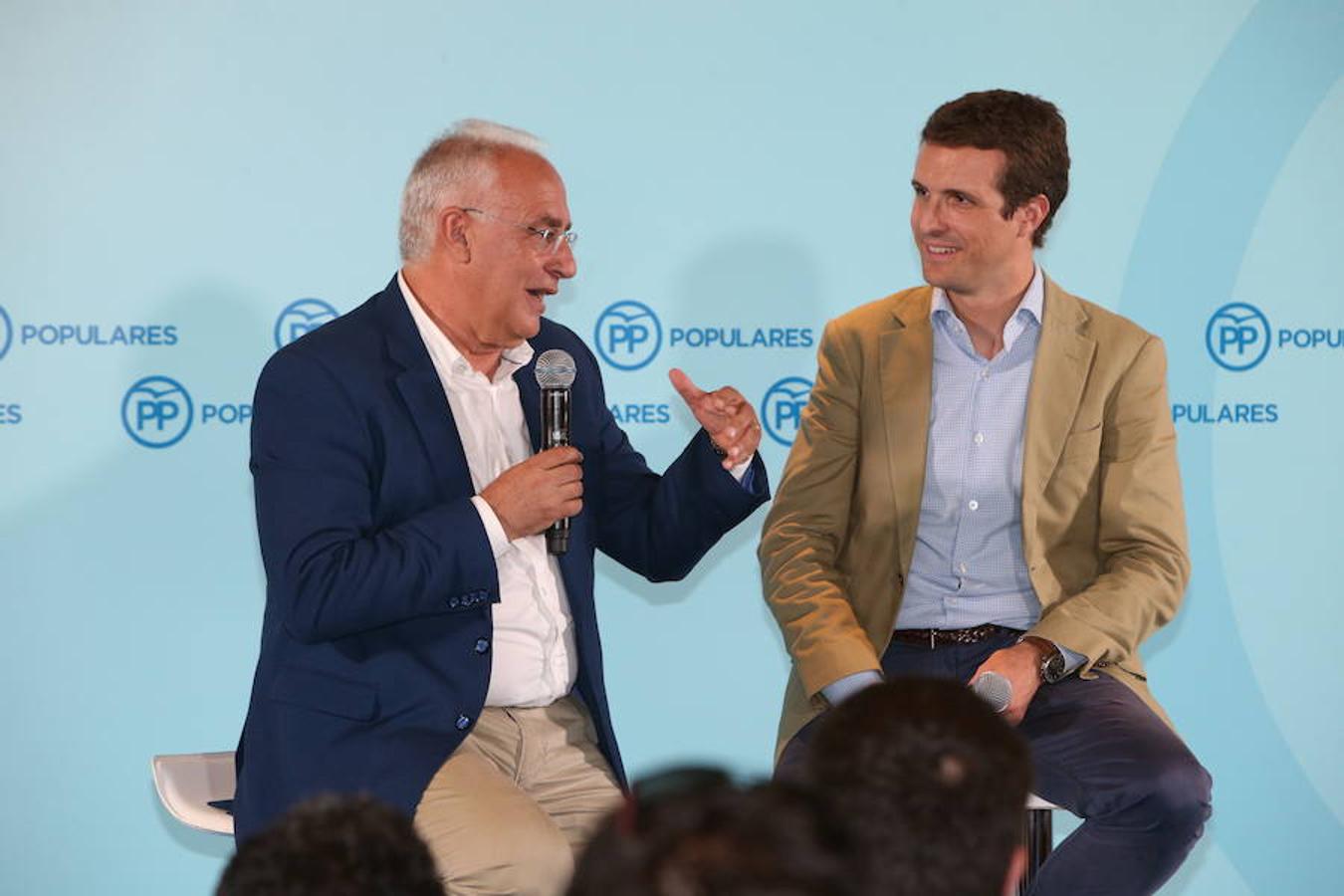 El presidente del Partido Popular Pablo Casado ha visitado hoy La Rioja y se ha interesado por los temas candentes de la región.