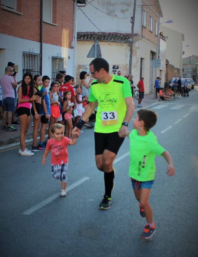 Alberto Moral y Arantxa Ruiz fueron los más rápidos en el Cross de Castañares en una tarde sofocante para el atletismo.