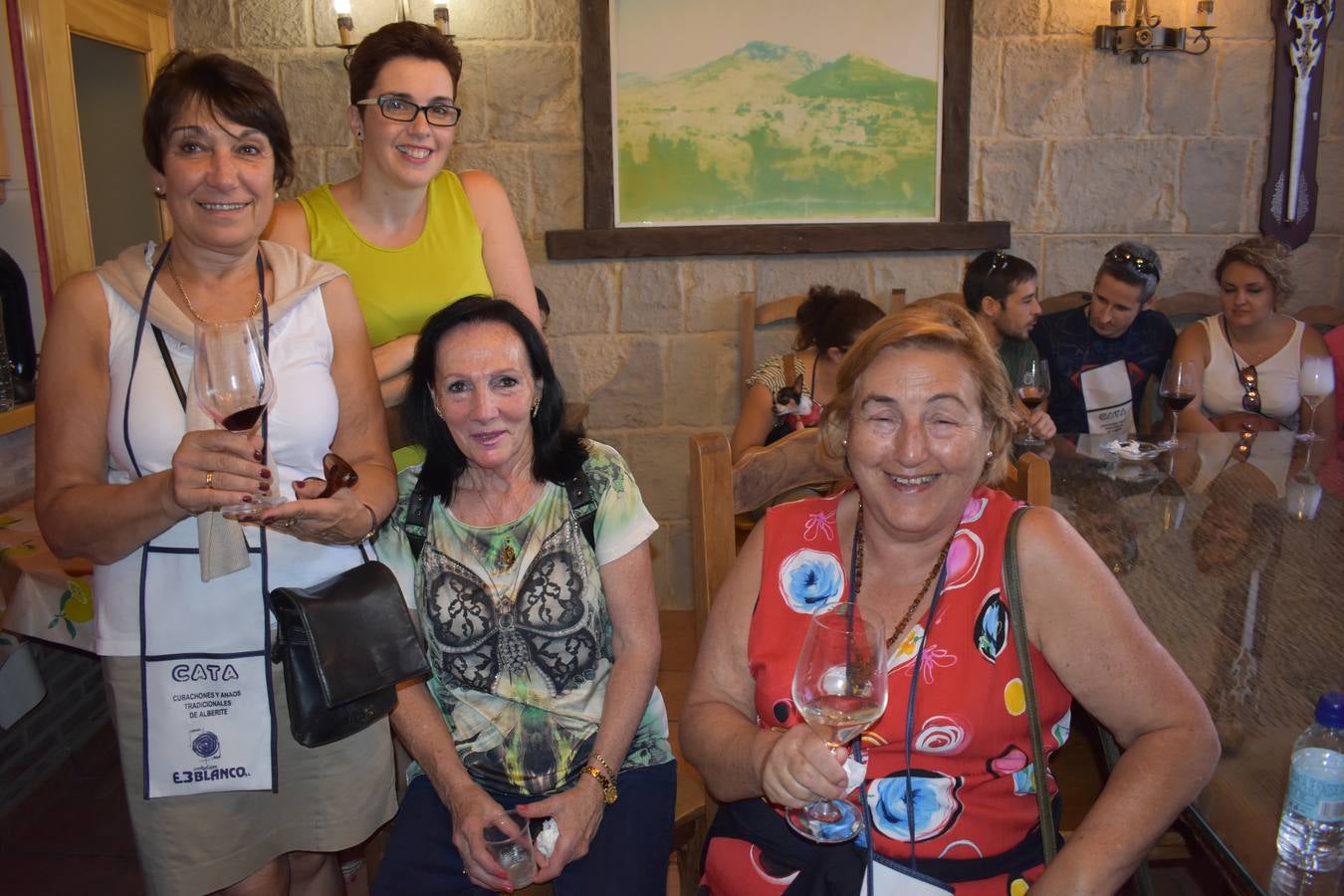 Fotos: VIII Jornada de Puertas Abiertas en el barrio de las bodegas de Alberite