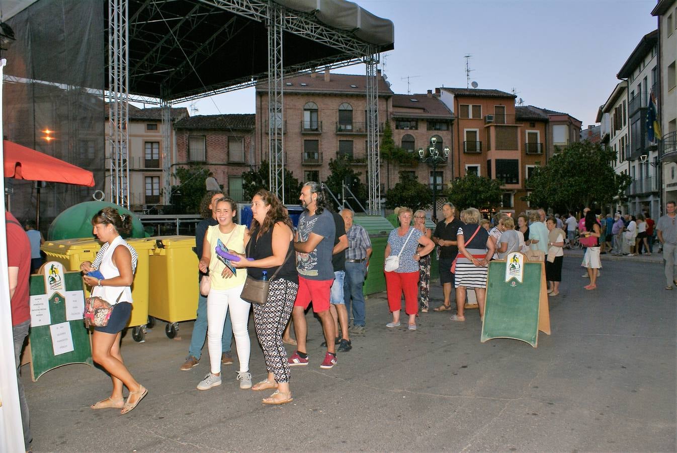 Fotos: Pregón de las fiestas de Nájera y degustación prefiestas