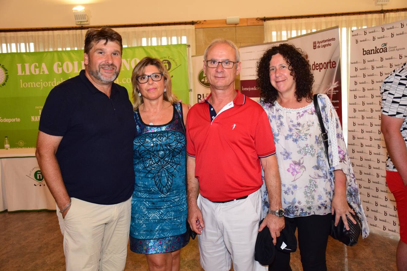 Los jugadores participantes en el Torneo Viña Ijalba, de la Liga de Golf Vino de lomejordelvinoderioja.com, disfrutaron de la cata de vinos de la bodega logroñesa.