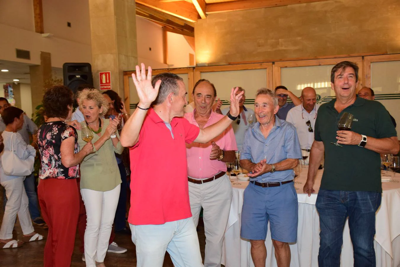 Entrega de premios a los ganadores del Torneo Viña Ijalba, de la Liga de Golf Vino de lomejordelvinoderioja.com.