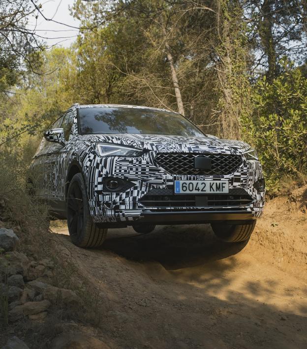 Seat está haciendo las pruebas con un coche 'camuflado'.
