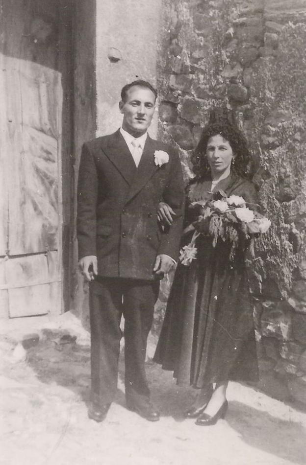 La Retina: novios, de boda en Valdemadera en 1955