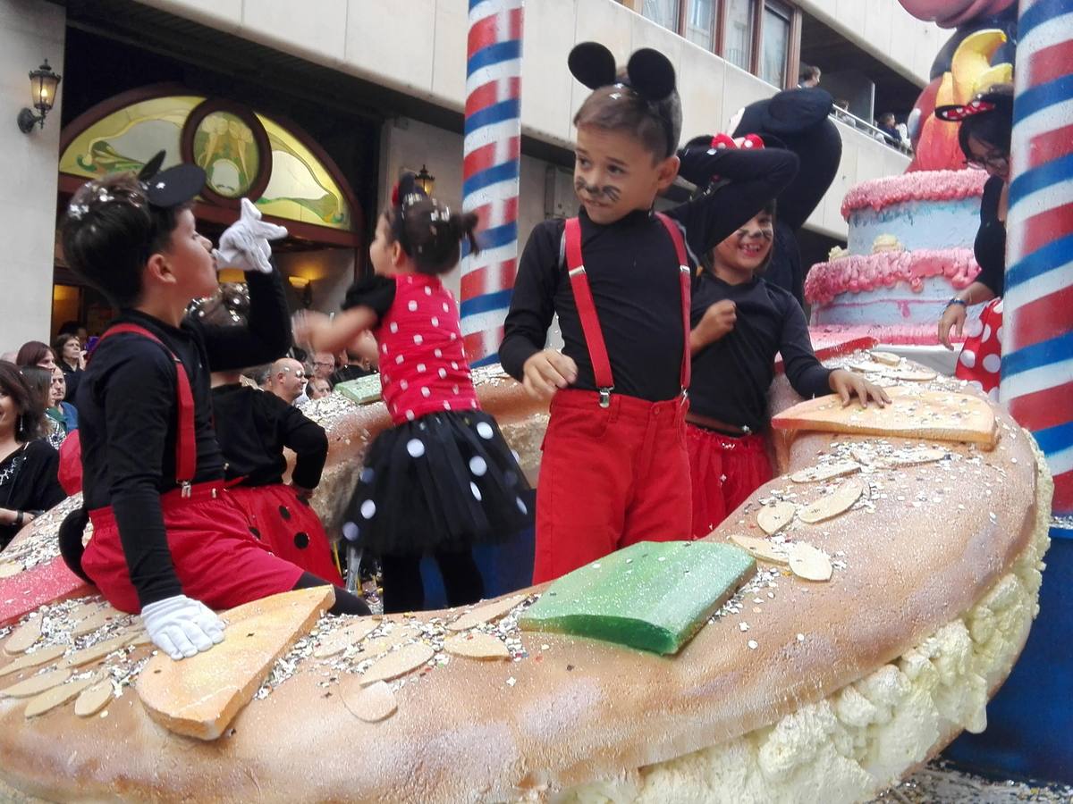 Fotos: Desfile de carrozas en Haro