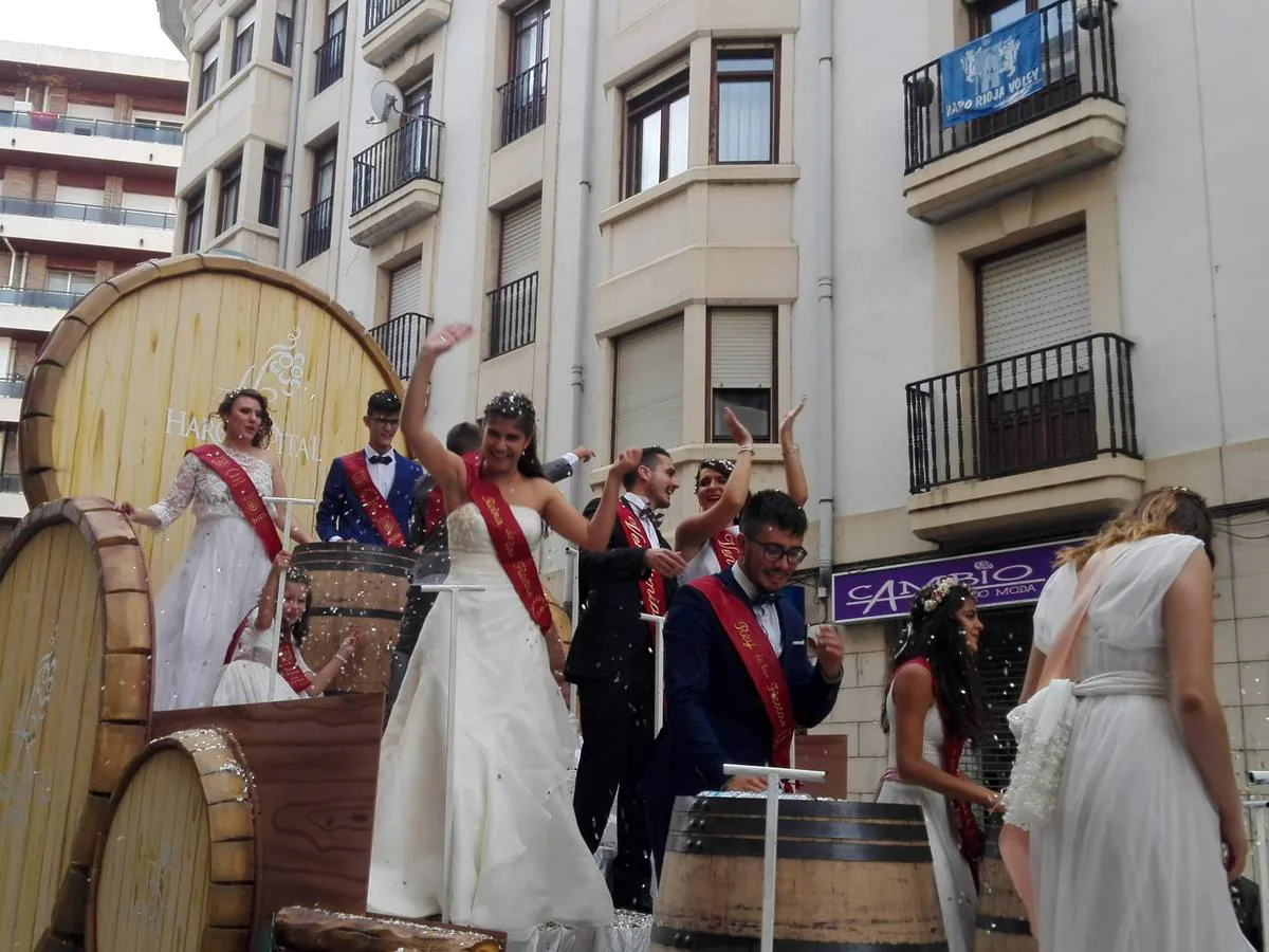 Fotos: Desfile de carrozas en Haro