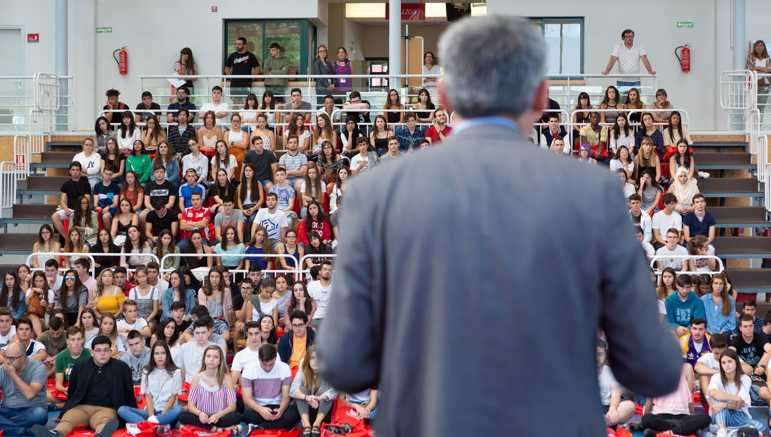 Fotos: La Universidad de La Rioja da la bienvenida a los nuevos estudiantes del curso 2018-2019