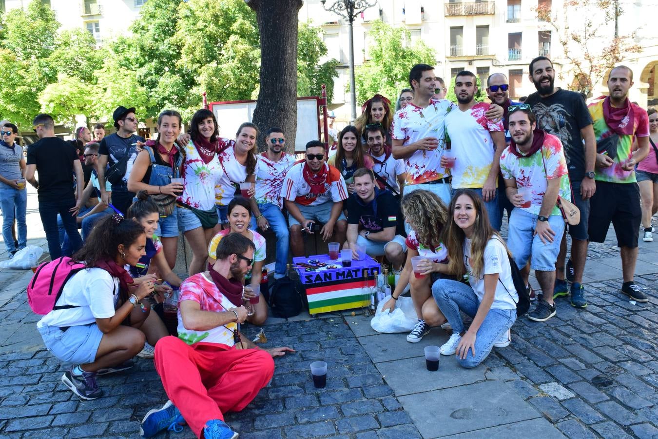 Miles de personas llenan hoy las calles de Logroño.