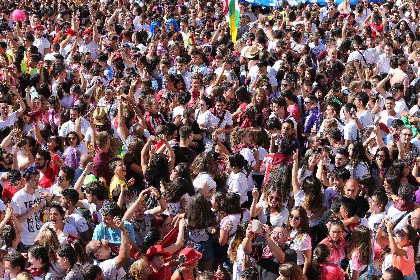 Las imágenes del fiestón en la Plaza del Ayuntamiento