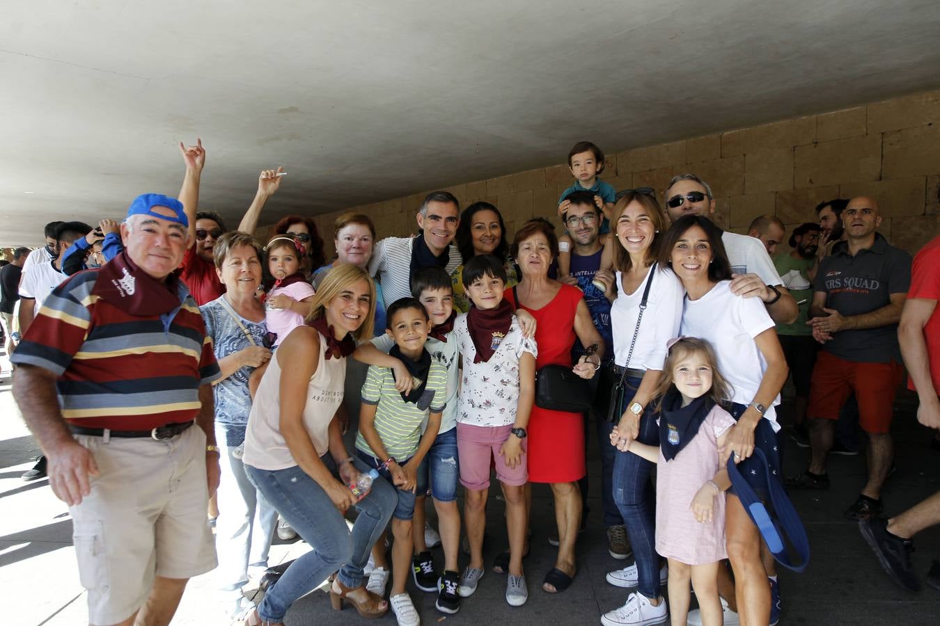 Las imágenes de la plaza del Ayuntamiento en el disparo del cohete