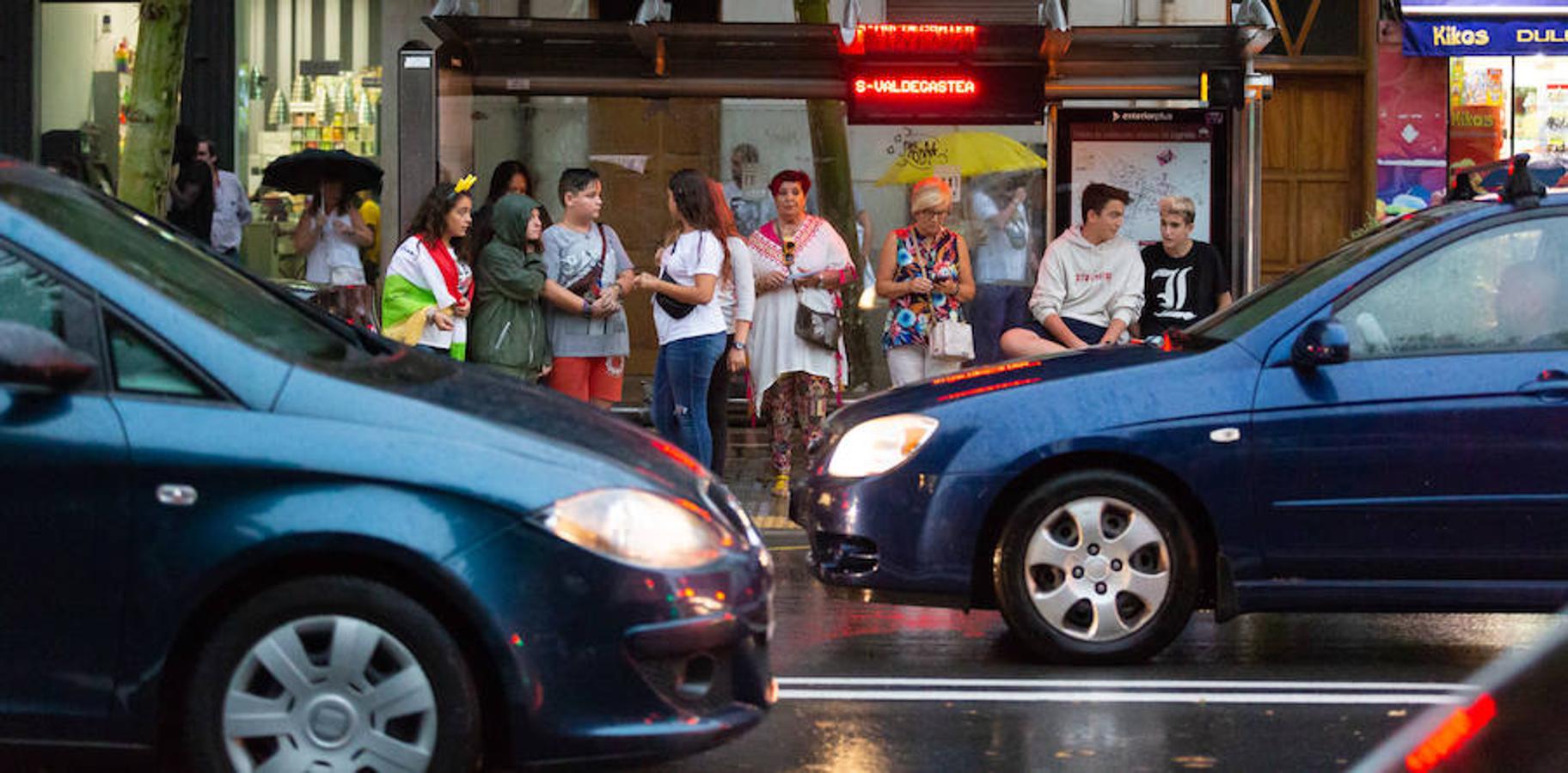 El aguacero que ha caído sobre Logroño se ha convertido en protagonista de estas fiestas de San Mateo. Los planes se han visto trastocados y el trabajo se ha multiplicado para los trabajadores municipales.