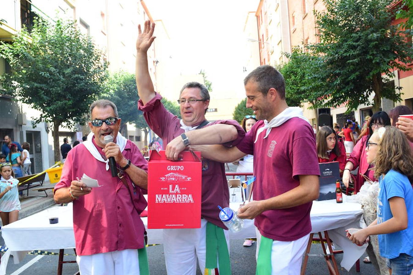 Celebración del VI Concurso de lanzamiento de gavillas organizado por la Peña La Rioja.