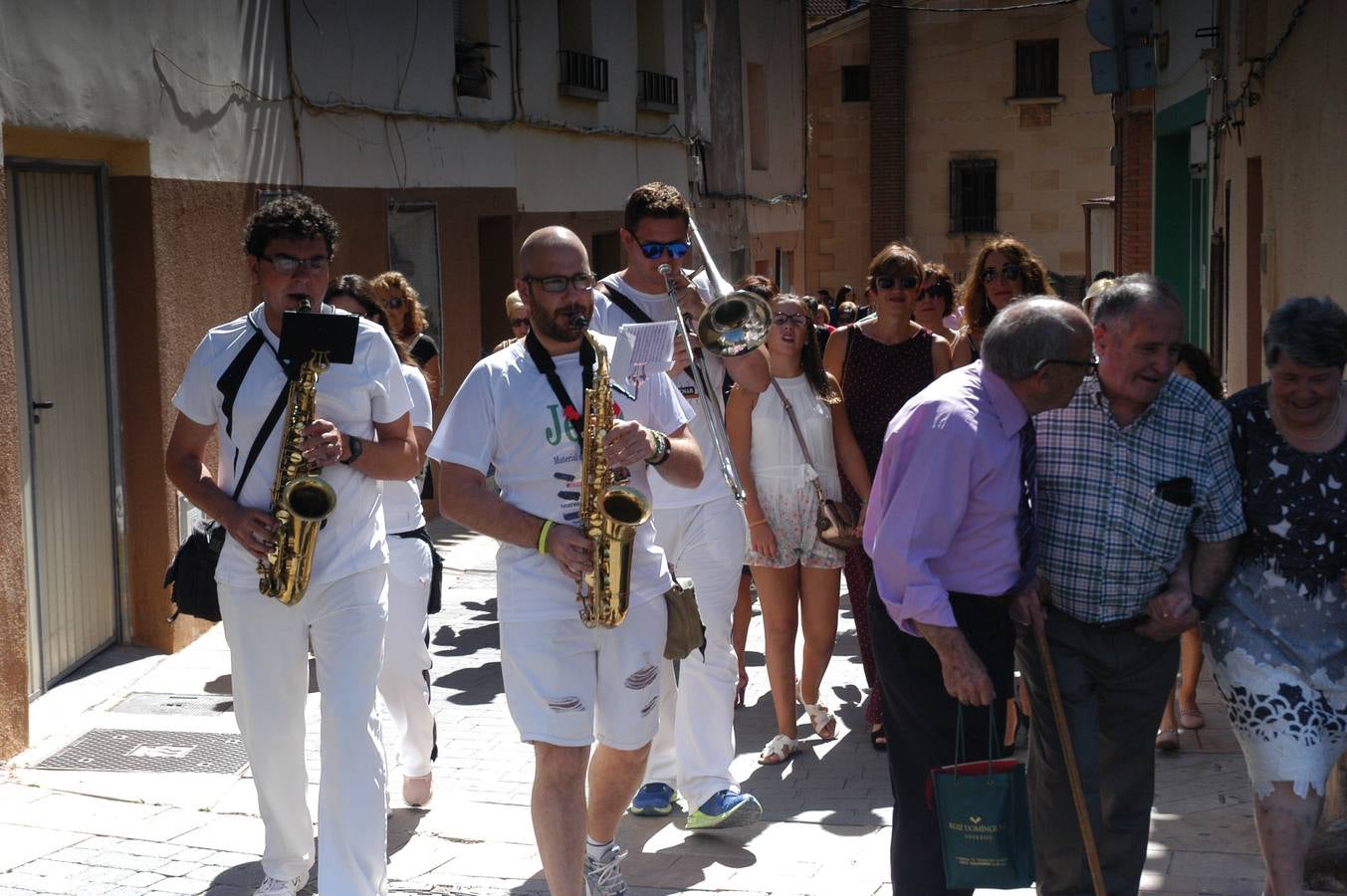 Fotos: Procesion Cristo de los Buenos Temporales en el Villar de Arnedo